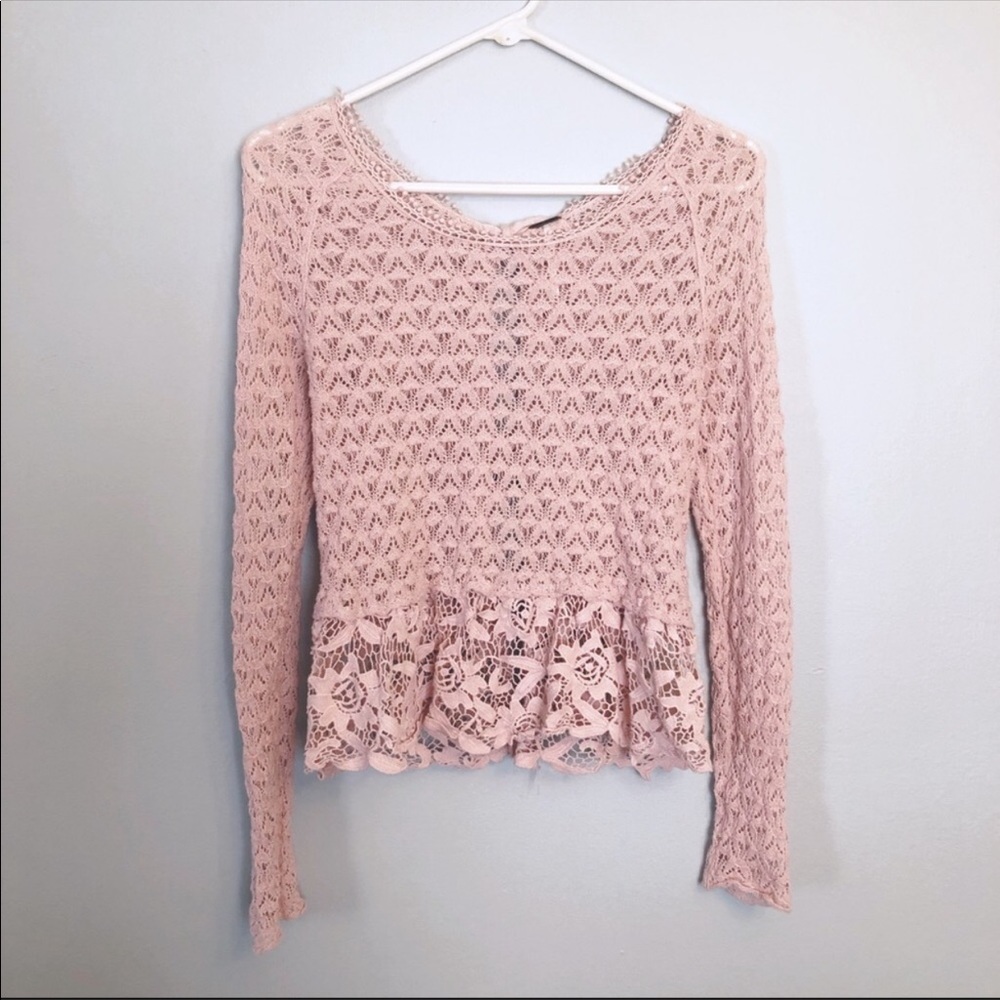 ❄️Free People Pink Lace Crochet Blouse Back Ties S